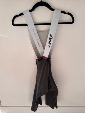 Velocio Women’s Luxe Bib Shorts in Gray